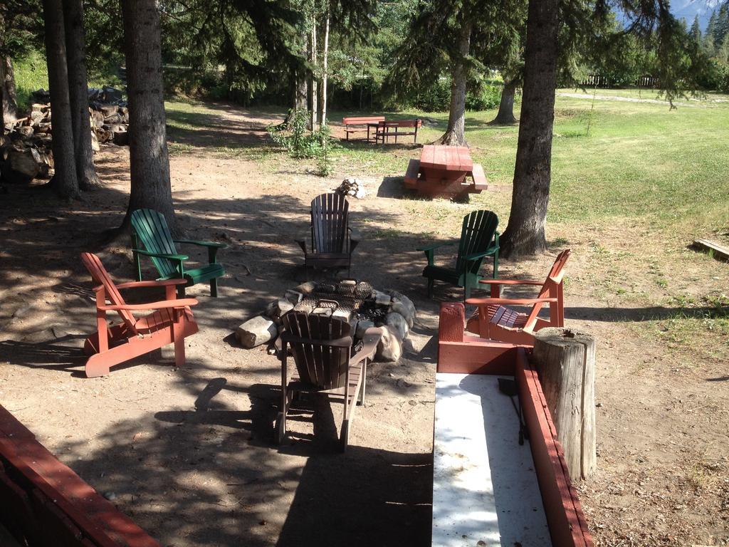 The Gateway Inn Canmore Ngoại thất bức ảnh