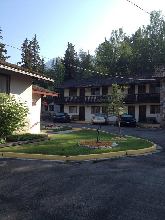 The Gateway Inn Canmore Ngoại thất bức ảnh