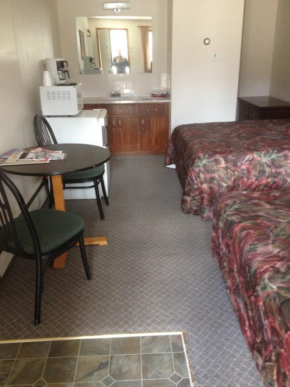 The Gateway Inn Canmore Ngoại thất bức ảnh